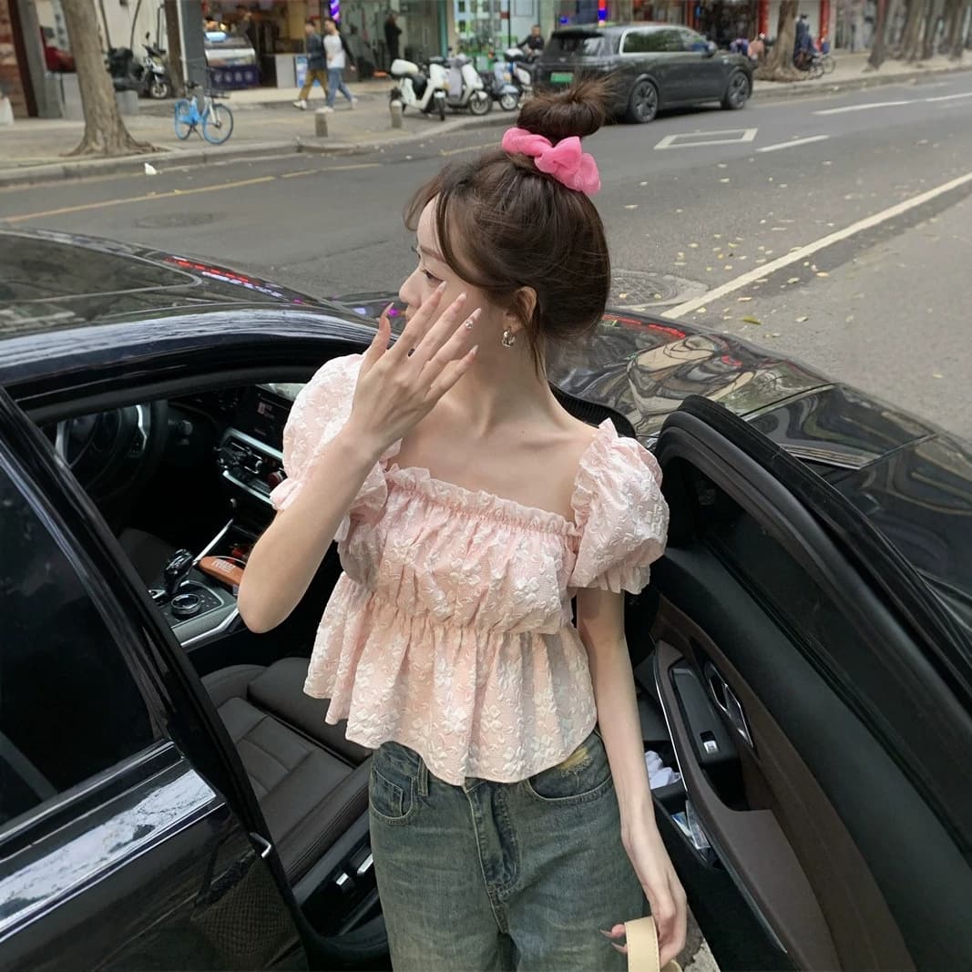 French sexy one-shoulder shirt for women, waisted, short, super fairy and sweet shirt, beautiful, chic and beautiful top in summer