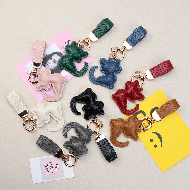 Cartoon Woven Cat Keychain Bag Charm Filled PU Leather Decoration Car Keychain Bag Pendant