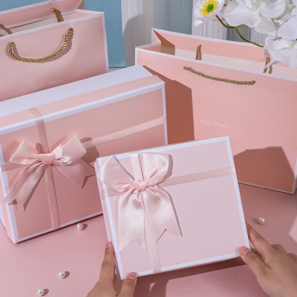Pink Bow Gift Box Small Fresh Birthday Gift Box Lid and Base Empty Box Lipstick Packaging Gift Box