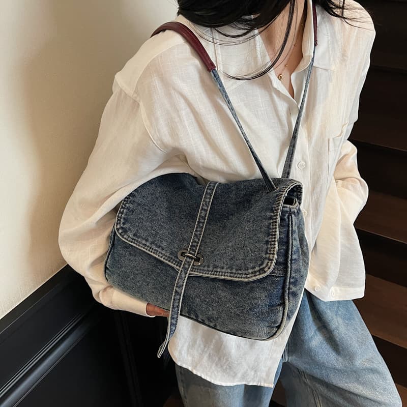 Vintage Commuter Tote Bag for Women, New Trendy Design Denim Casual Shoulder Crossbody Bag, Cross-border Backpack Style