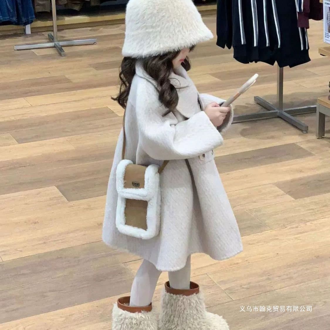 Korean-style Girls Wool Coat, Autumn/Winter New Arrival, Sweet Doll Collar Woolen Coat, Mid-Length Top