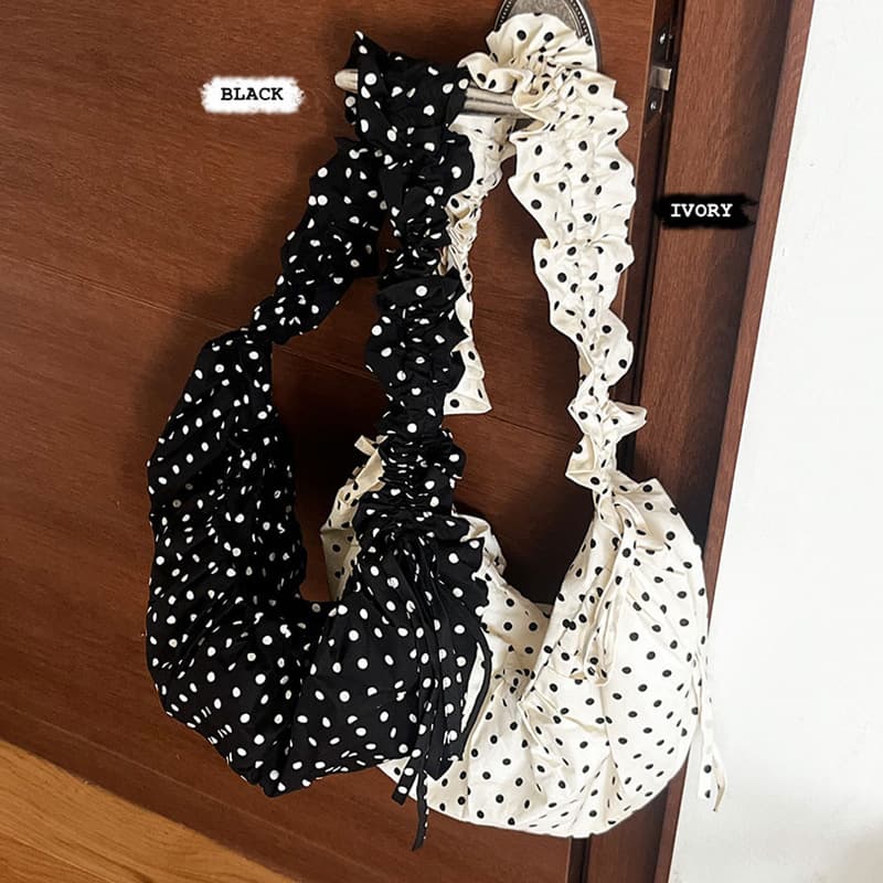 Korean-Style Black and White Pleated Polka Dot Shoulder Bag, Niche Design, Instagram-Style Crossbody Bag, Crescent Dumpling Bag
