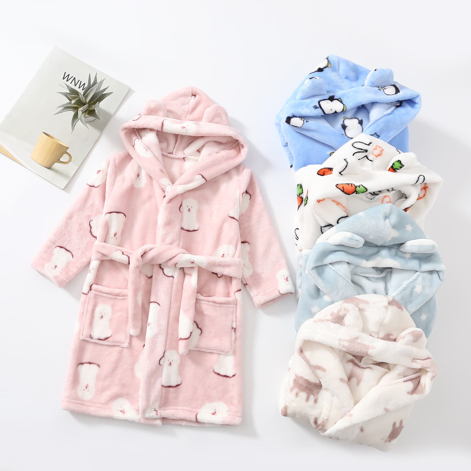 Flannel Girls' Printed Pajamas Homewear Large/Medium Kids Double-Sided Fleece Hooded Bathrobe Spring Boys' Pocketed Sleepwear