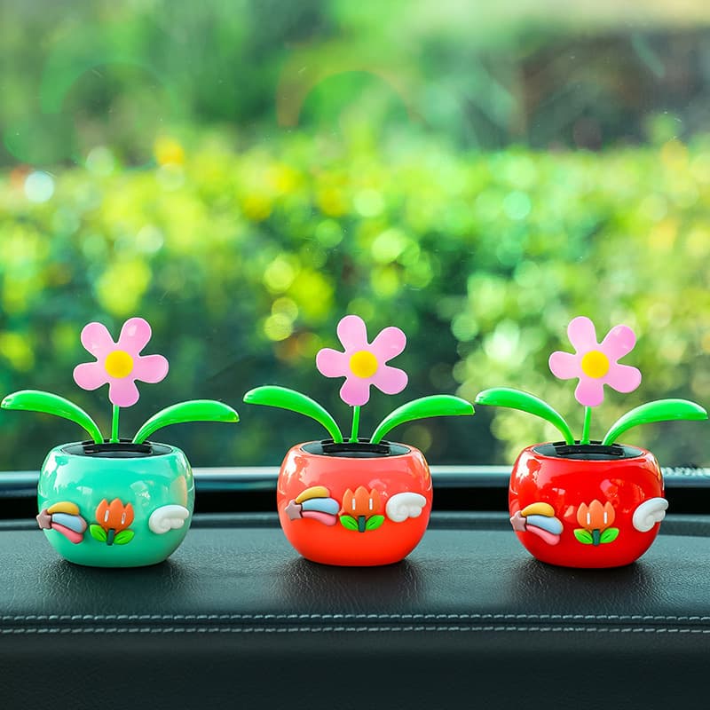 Summer Swinging Flower Car Ornament Solar Powered Nodding Sunflower Car Decoration for Female Driver Dashboard Decor