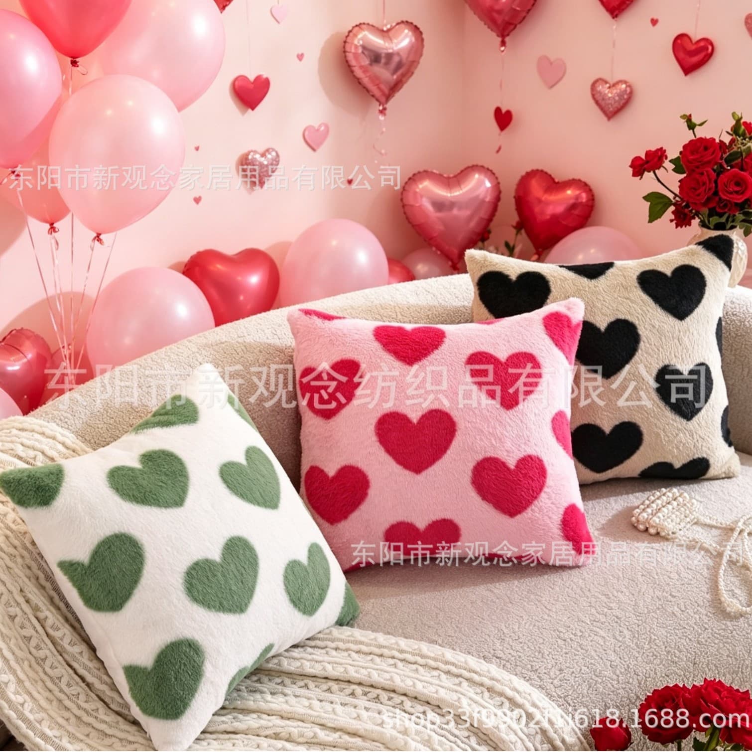 In-Stock Valentine's Day Heart-Shaped Home Decor Pillow Cover, Cute Plush Sofa Living Room Bedside Pillow Cover (Pillow Insert Not Included)