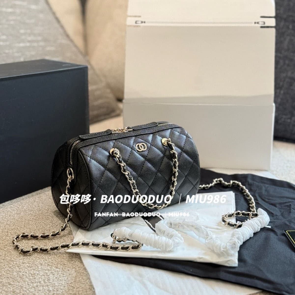 New Small Fragrance Style 25p Bowling Bag Boston Bag Pebbled Grain Diamond Quilted Chain Underarm Bag Shoulder Crossbody Bag