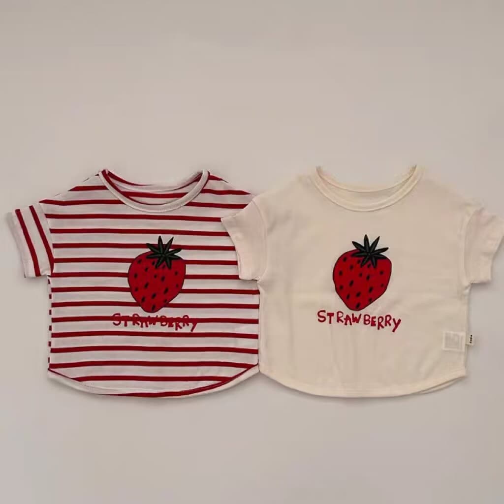 Korean Style Children's Clothing 2026 Summer Kids Boys Girls Oversized Strawberry Casual Simple Comfortable Baby T-Shirt