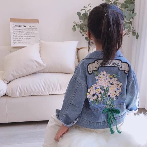 2025 Spring and Autumn New Girls' Comfortable Retro Flower Denim Jacket Children's Personalized Western Denim Jacket