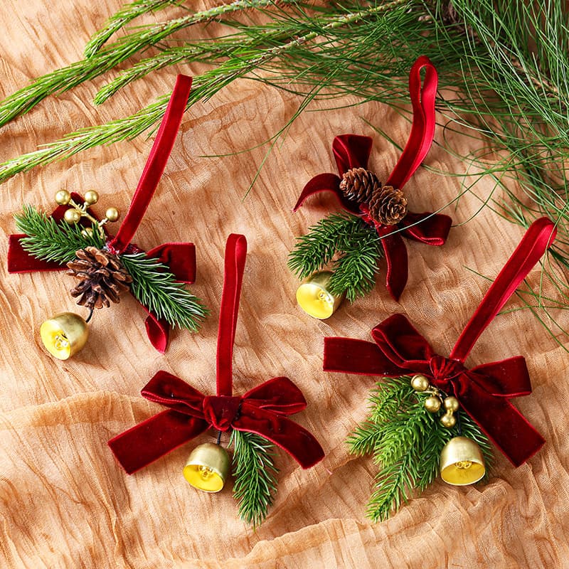 New Christmas decorative pine cone bell pendant, plush Christmas bow wind chime pendant, atmospheric decoration