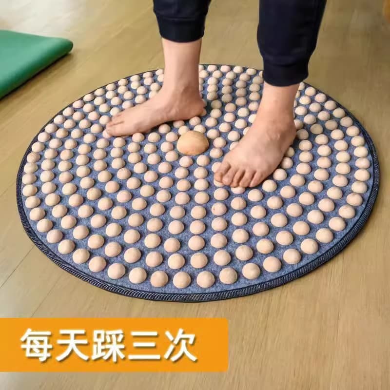 Acupressure Mat for Foot Reflexology, Indoor Meridian Massage Floor Mat, Traditional Chinese Medicine Wooden Foot Massager for Slow Jogging