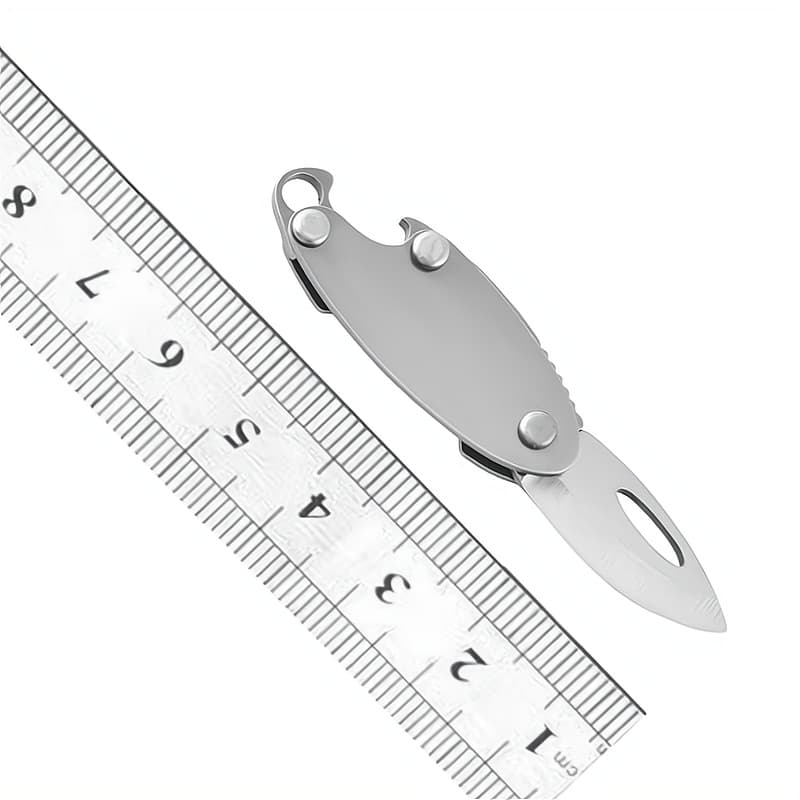 All-steel small olive stainless steel mini folding knife with bottle opener, portable keychain accessory, package opening knife.