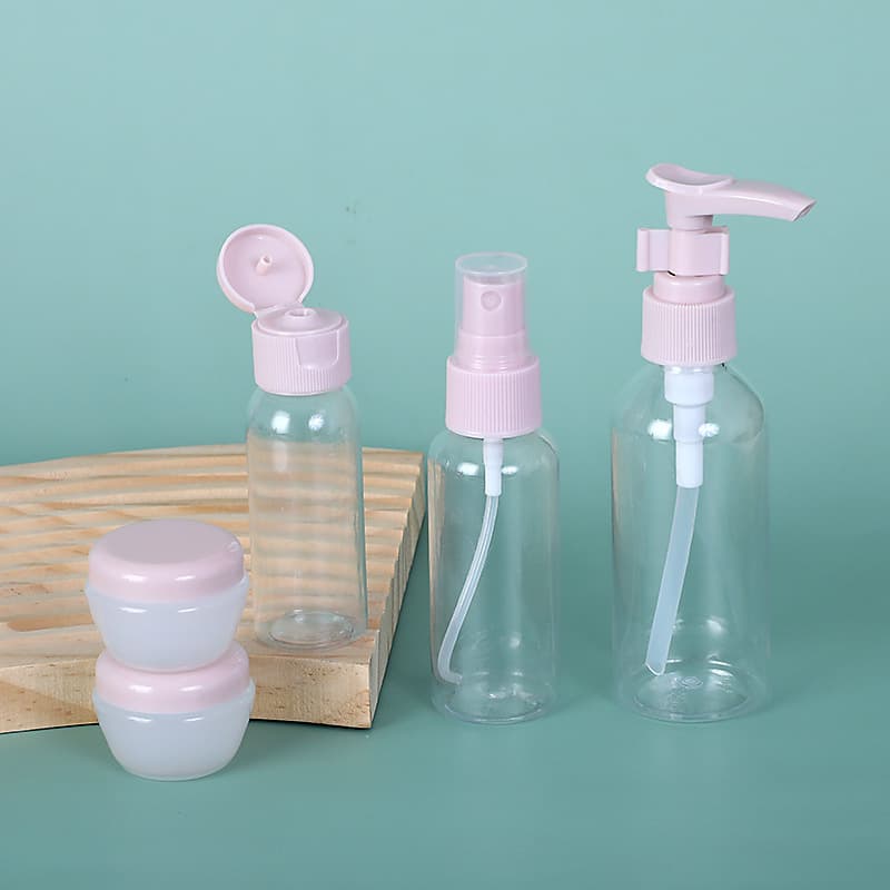 Factory wholesale cosmetic lotion, perfume, and toiletries storage sets, travel-sized bottle sets for business trips.