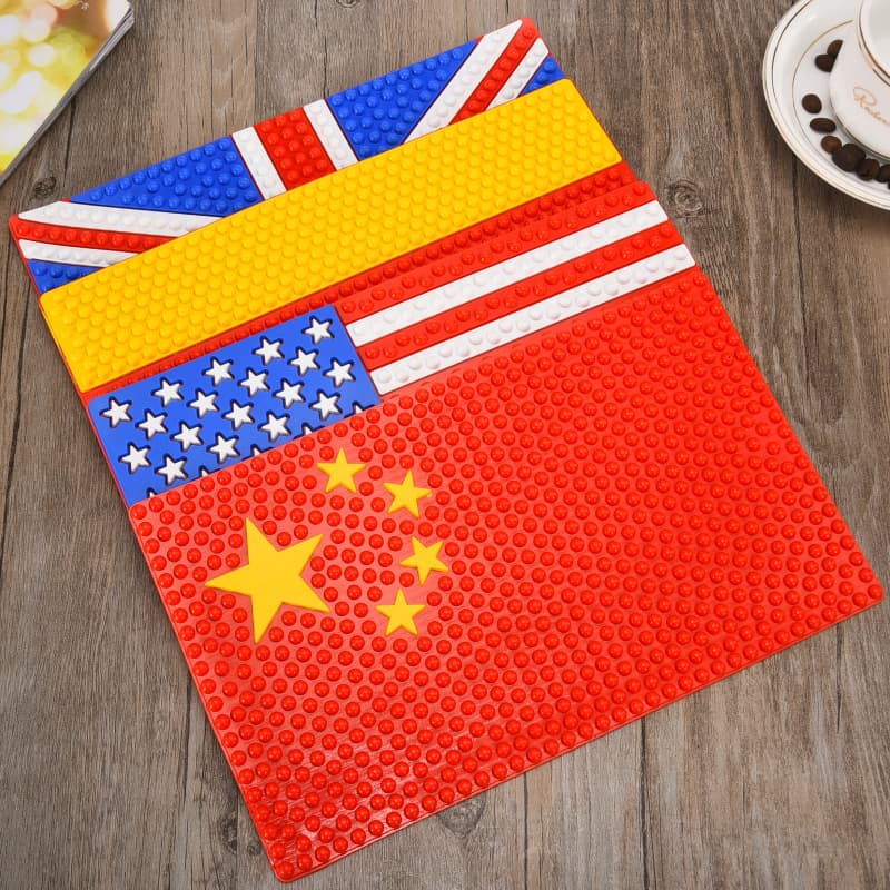 Multi-Function No Trace No Glue Car Phone Anti-Slip Mat In Stock, Temporary Parking Number Plate, Car Soft Gel Storage Pad