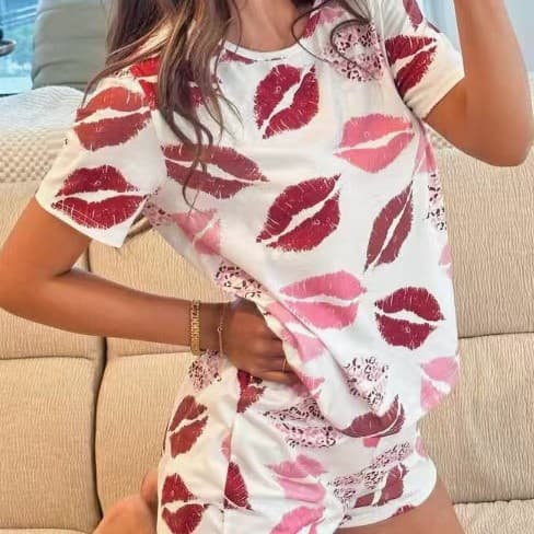 Cross-border supply plus-size homewear pajama set for women, loose round neck comfortable short sleeve shorts pajamas for women