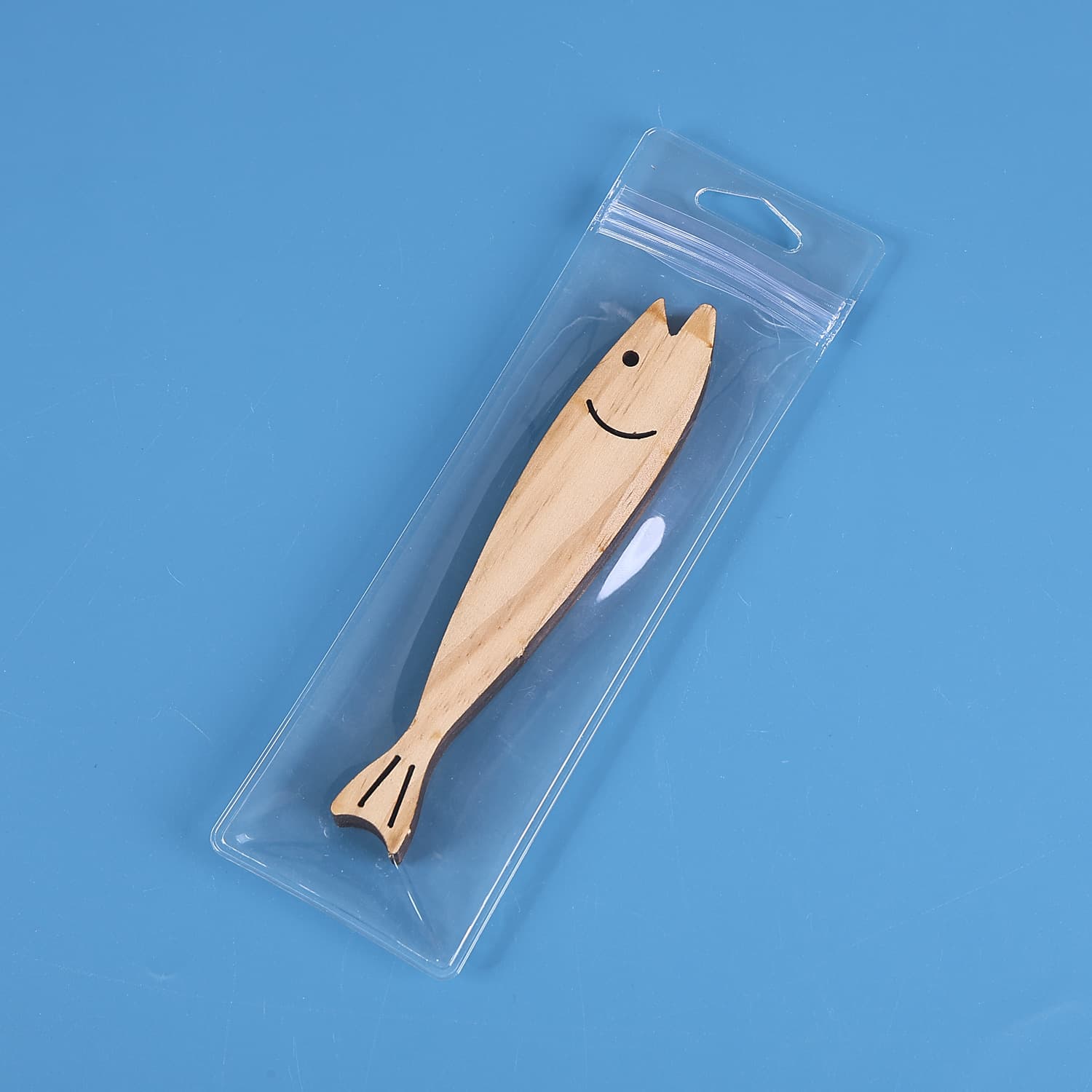 PVC transparent perforated self-sealing bag, thickened plastic dust bag, suitable for jewelry, cosmetics, brushes, spoons, bookmarks, and other packaging.