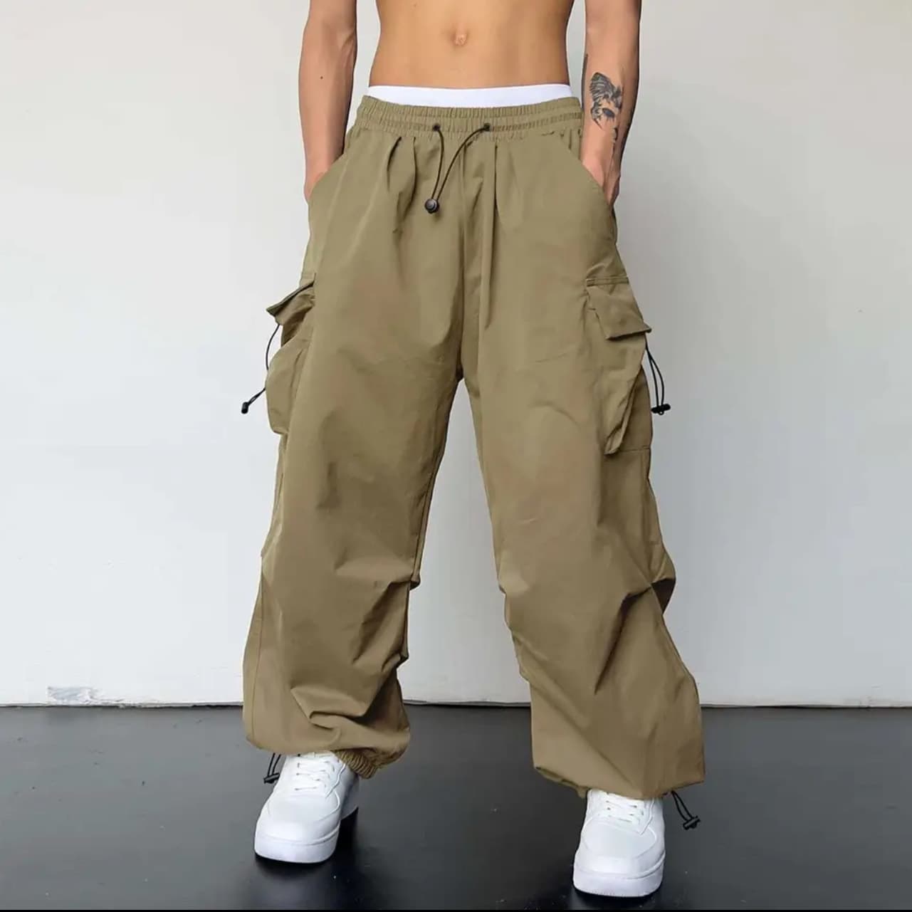 Drop Shipping Fashion Men's and Women's Cargo Pants High Waist High Street Loose Tapered Pants Summer Thin Style American Pocket Cargo Pants