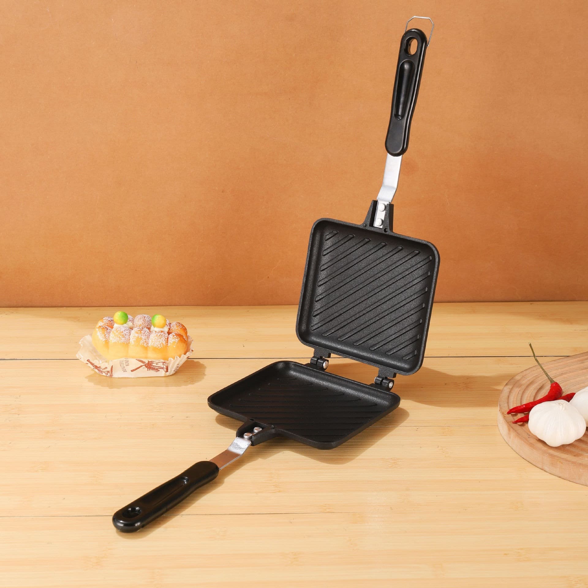 Cross-border Sandwich Grill Mold Non-stick Double-sided Frying Pan Home Breakfast Egg Pan Waffle Sandwich Clamp Pan