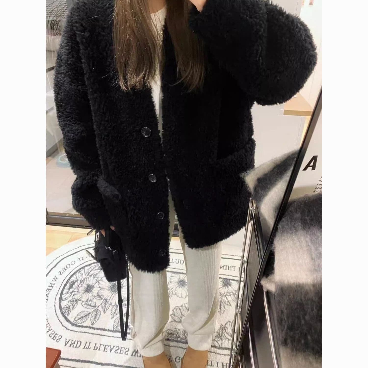 Fleece eco-friendly fur-lined lamb wool coat for women, 2025 winter lamb wool teddy bear coat.