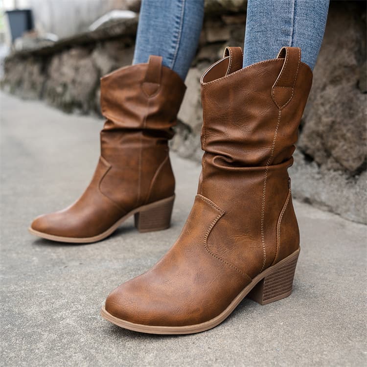Fashionable Women's Denim Boots Medium High Heel Western Style Boots With Scrunch One Foot In Step Mid Level Boots For Summer