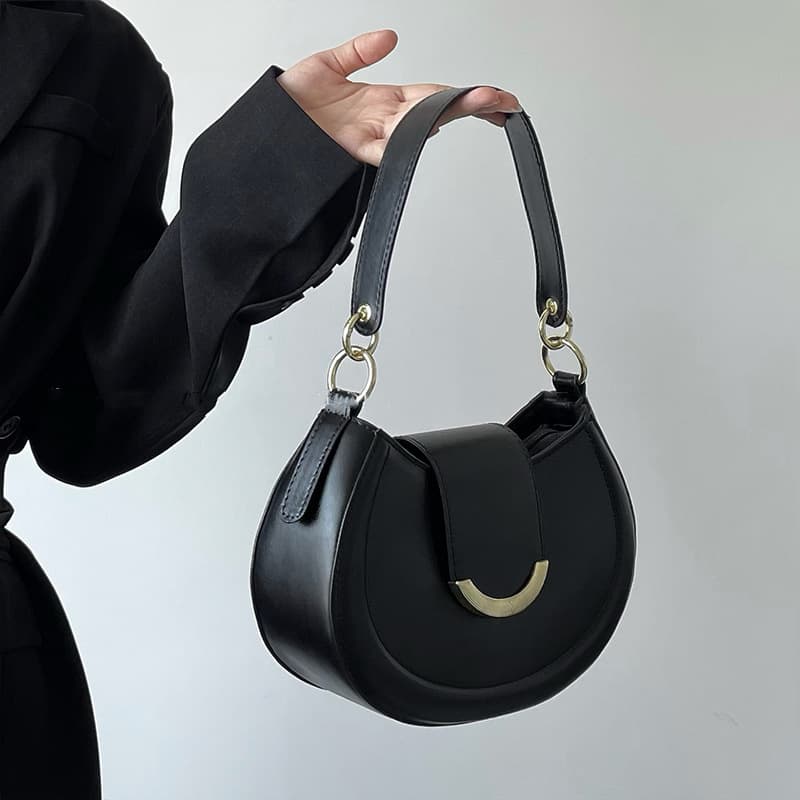 Korean-style goddess saddle bag, niche design, casual, high-end, versatile underarm bag, crossbody bag