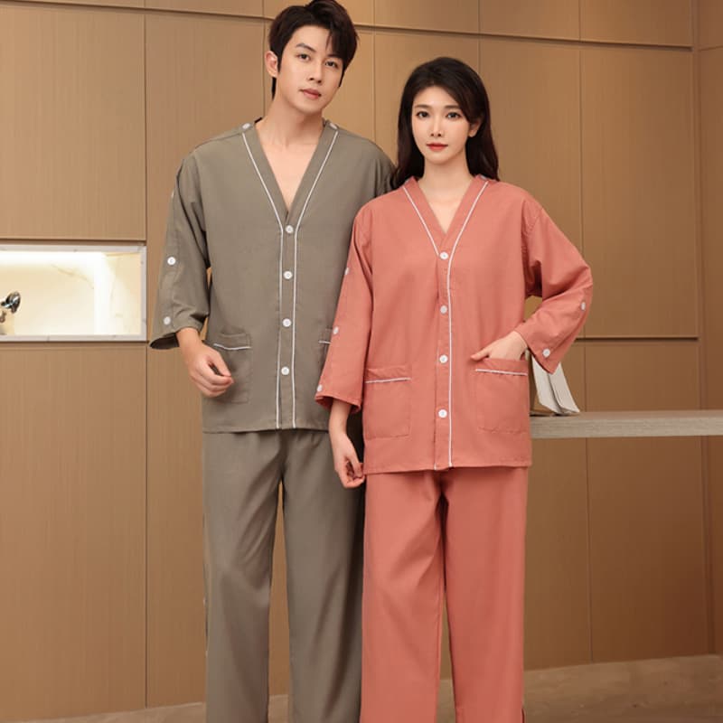 Cotton moxibustion suit with front and back buttons for men and women, couples sauna and bath suit with shoulder and sleeve openings for acupuncture therapy and gua sha.