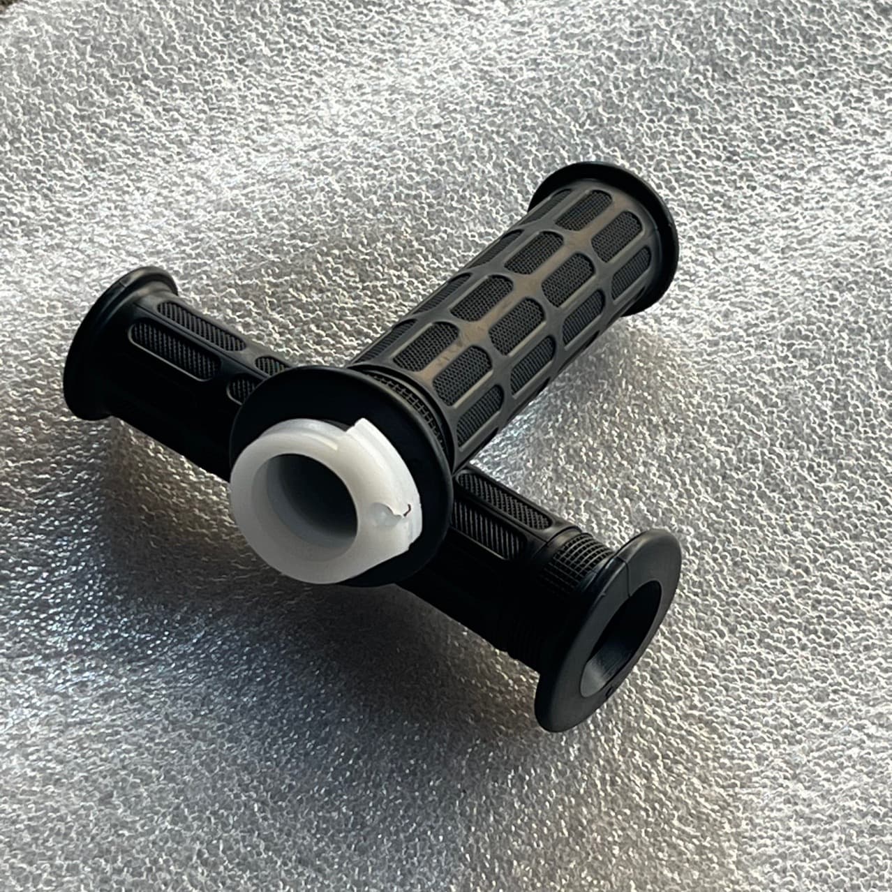 Motorcycle rubber handlebar ATV off-road vehicle ATV universal throttle handle grip cover 110-250CC