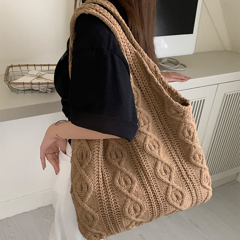 Vintage Handmade Knitted Tote Bag Versatile Ladies Shopping Bag Single Shoulder Wool Yarn Knitted Ladies Handbag