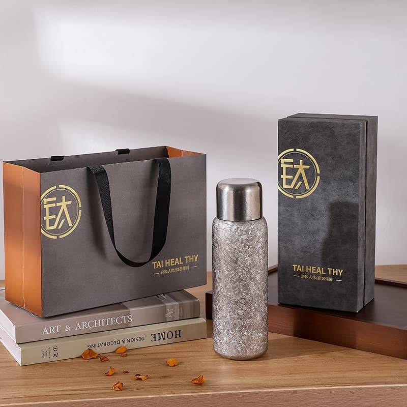 Gift Box Packaging High-End Gift Pure Titanium Insulated Cup 600mL Business Gift Cup Tea Cup Member Gift Insulated Thermos