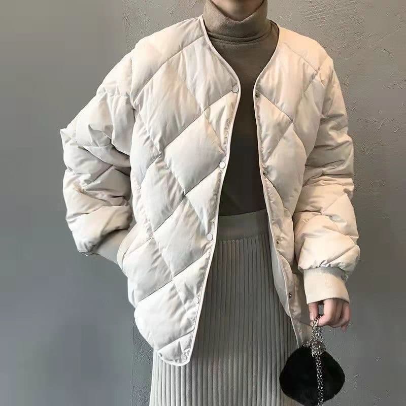 2025 Winter New Style Women's Loose Diamond Quilted Round Neck Down Cotton Jacket Petite Short Length School Style Cotton Coat