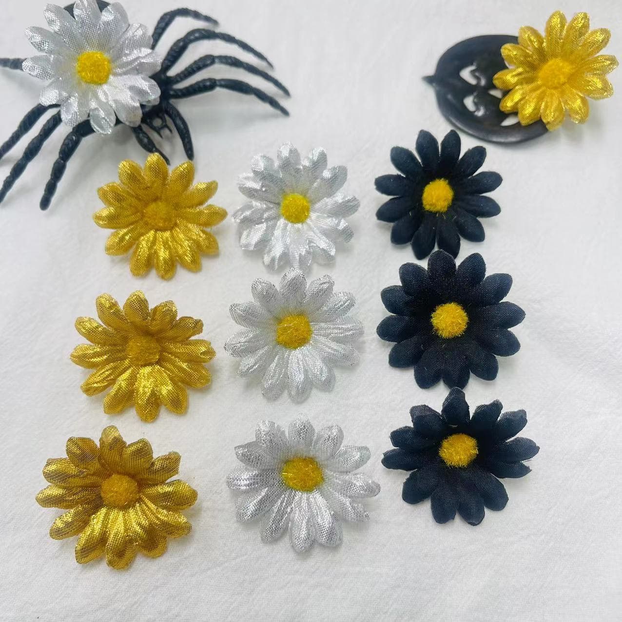 Factory Direct 4cm Black Gold Silver Small Daisy 12 Petals 2 Layers Sunflower Small Sun Flower Cross-border Hot Selling Sunflower