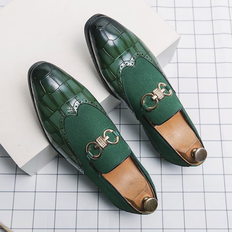 Large Size Buckle Brogue Green Leather Shoes for Men, Sizes 46-47, Business Fashion Leather Shoes, British Casual Leather Shoes