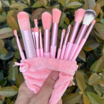 New 13-Piece Makeup Brush Set with Powder Brush, Blush Brush, Eyeshadow Brush, Soft Bristles, Complete Beauty Tool Kit