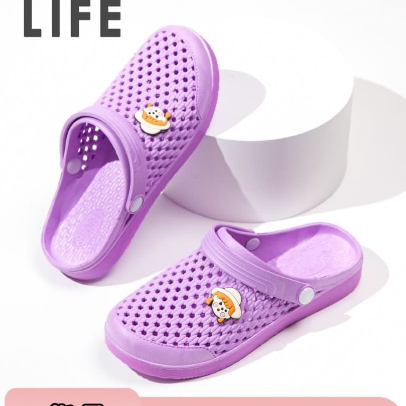 25 Years New Casual Shoes Summer Outdoor Beach Shoes Breathable Soft Sole Non-slip Bird's Nest Baotou Slippers