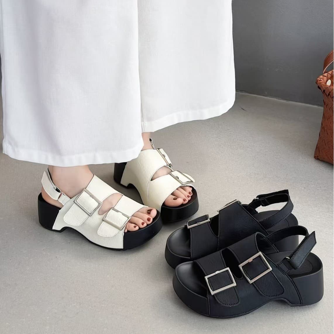 Thick-soled Platform Sandals for Women 2026 New Style Double Buckle Birkenstock Sandals Fashionable Versatile Roman Sandals for Petite Women