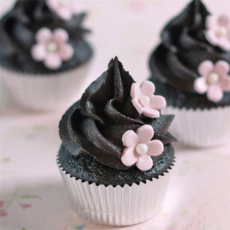 Baking paper cups and liners, gold foil stamped mini cupcake liners