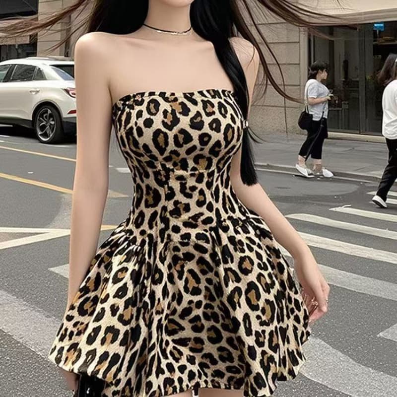 2026 American Leopard Print Sexy Fashion Off-Shoulder Tube Top Dress Slimming Unique Puffy Waist Short Dress