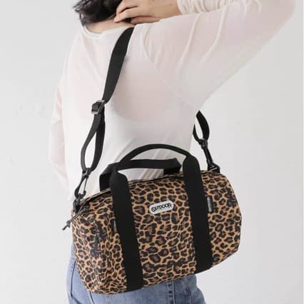 Pre-sale Japanese Style Commute Casual Travel Bag Short Business Trip Sports Fitness Shoulder Crossbody Handbag