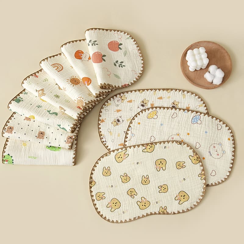 10-layer gauze cloud-patterned pillow for newborns, shaping pillow, flat pillow for infants, sweat-absorbent and breathable pillowcase.