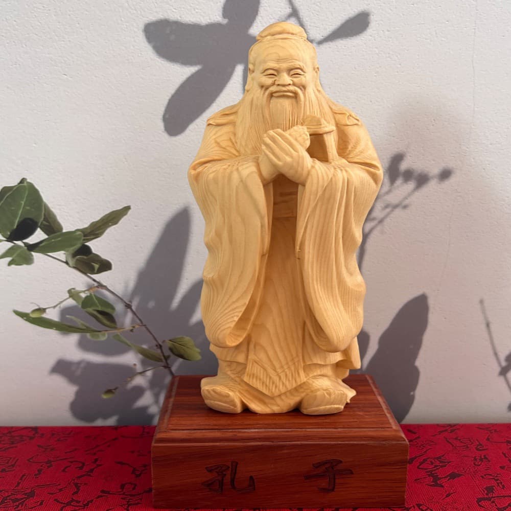 Hinoki boxwood carved Confucius statue solid wood Confucius study room teacher gift desk ornaments crafts