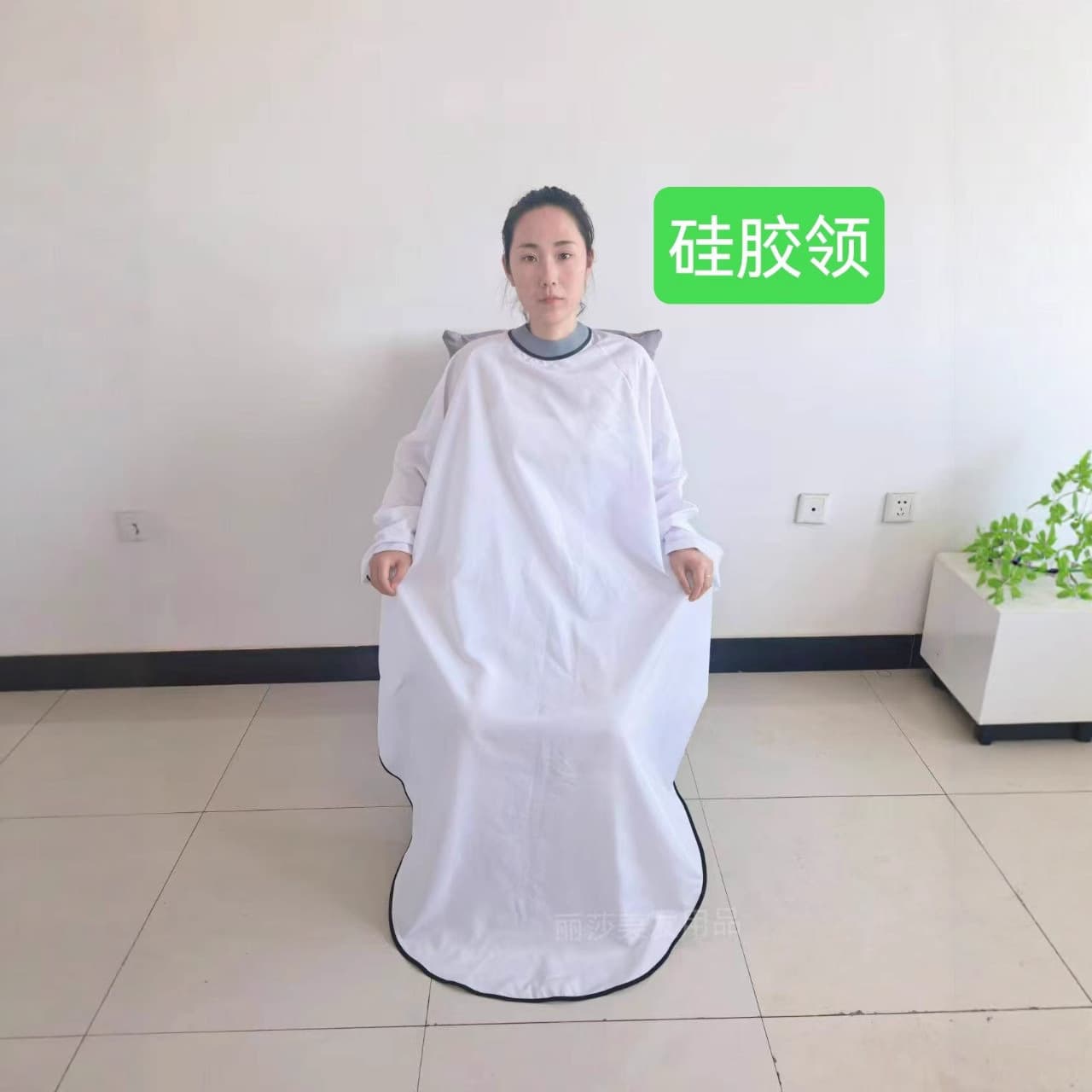 Hair Salon Barber Cape with Elastic Sleeves, Dyeing & Perming Apron, Hairdressing Cape