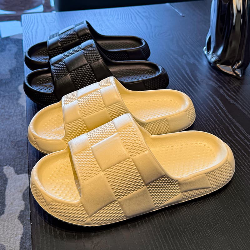 Home Bathroom Anti-Slip Slippers, Summer Thick Sole Cloud-Like Indoor Slippers, EVA Unisex Slippers