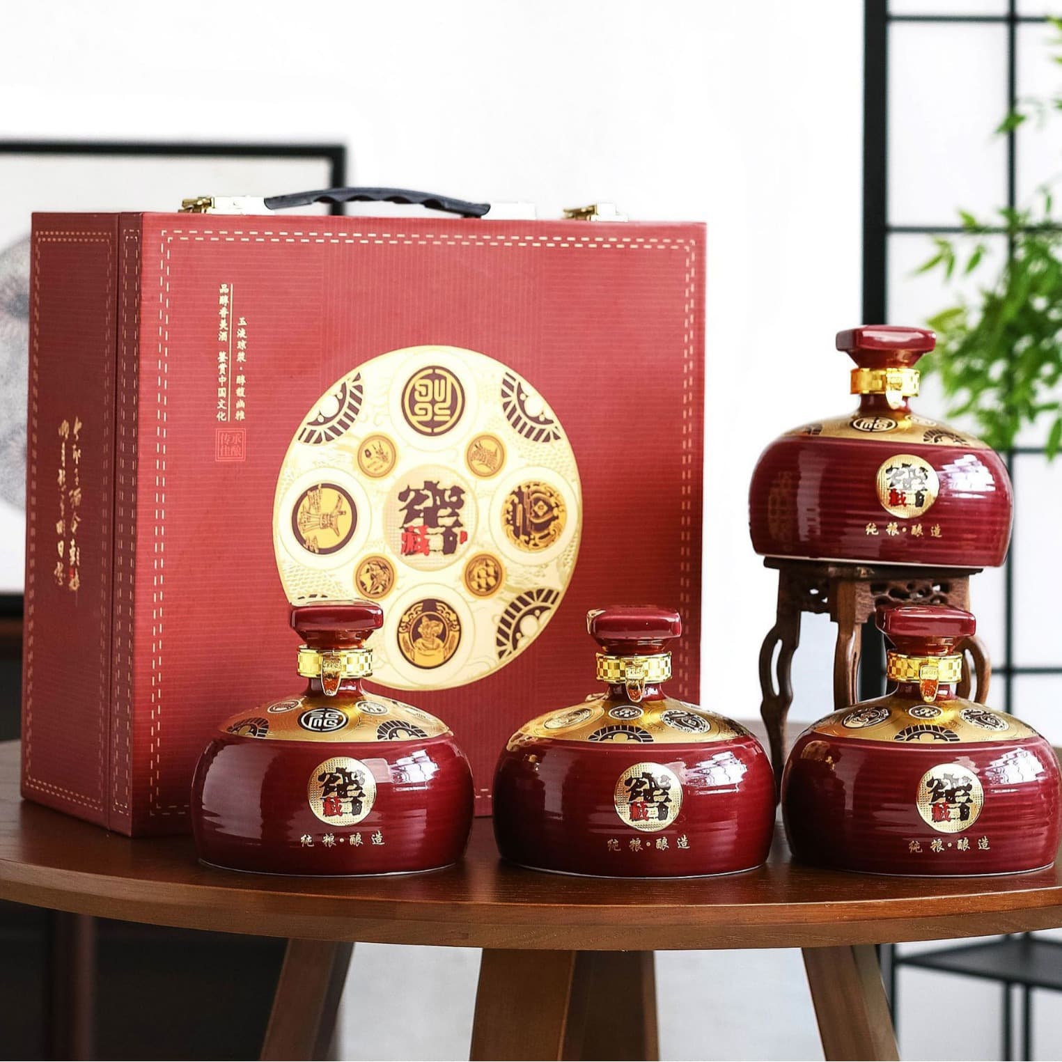 Jingdezhen Ceramic Liquor Bottle Empty Bottle Baijiu Bottle 1 Jin 5 Jin with Gift Box Packaging Wholesale