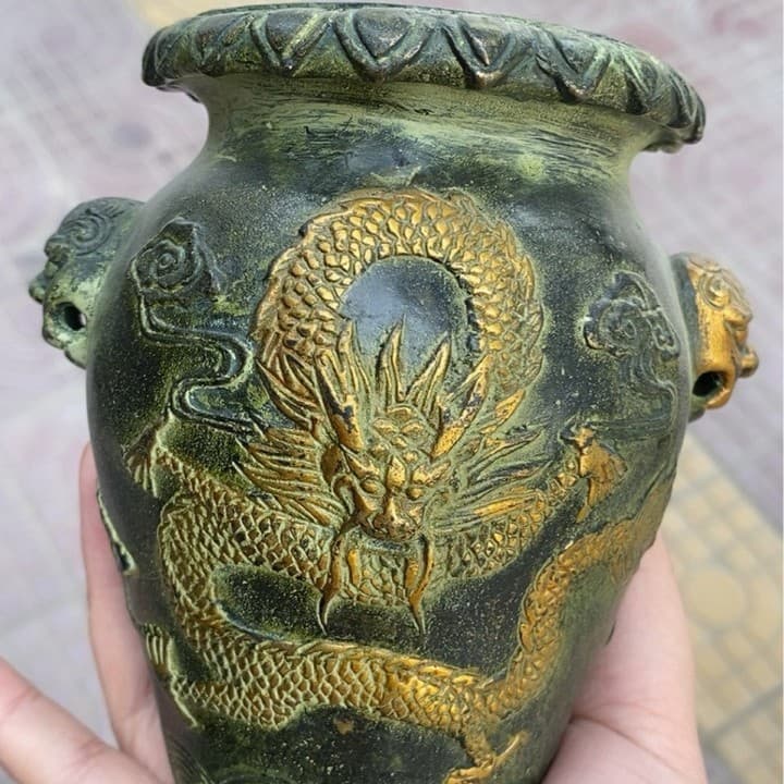 Antique Dragon Pattern Copper Jar Auspicious Beast Double Ear Fortune Copper Pot Treasure Bowl Ornament Craft