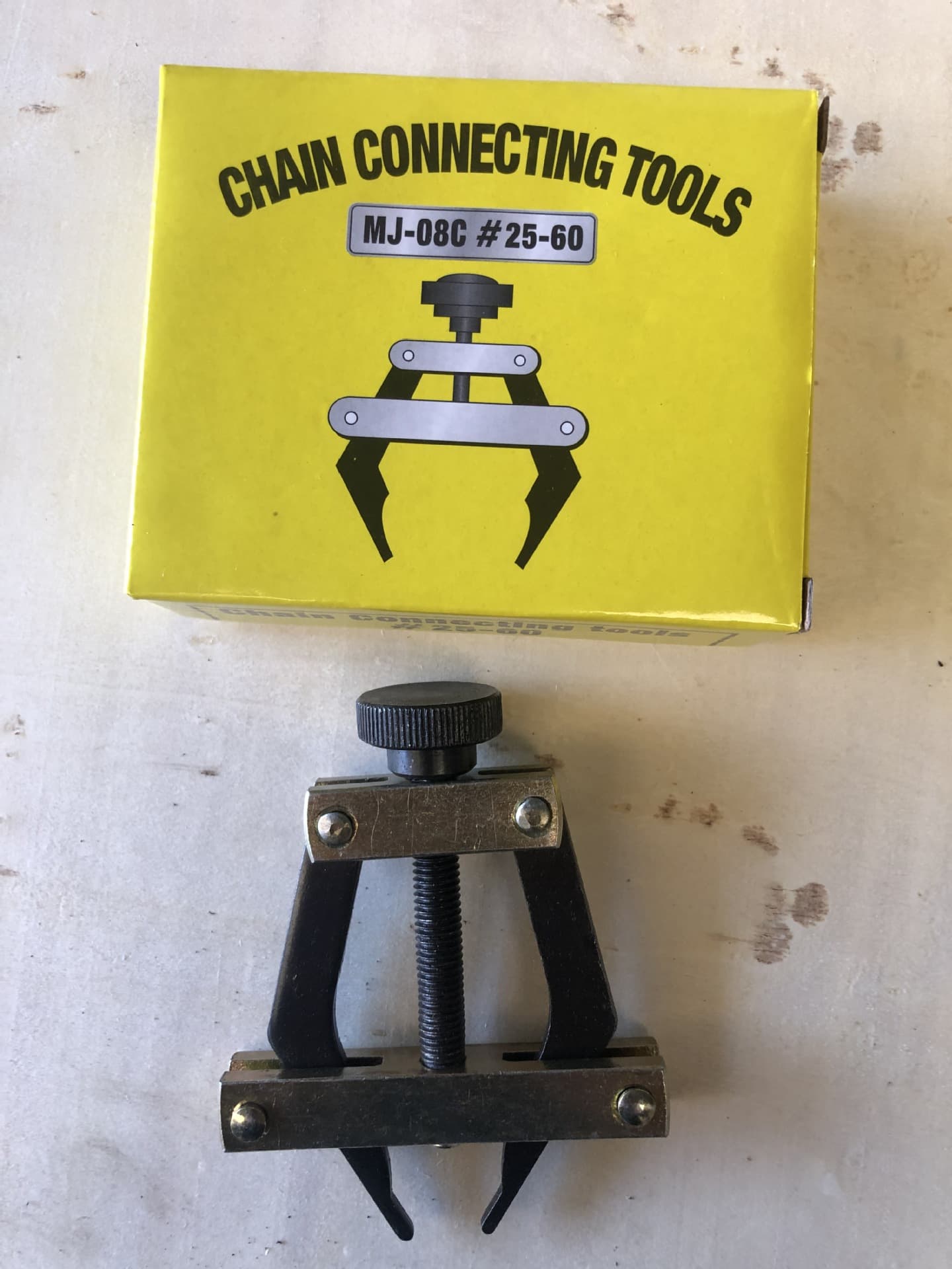 Supply of Tensioners, Chain Tighteners, Industrial Chain Tighteners, Full Set for Motorcycles and Bicycles