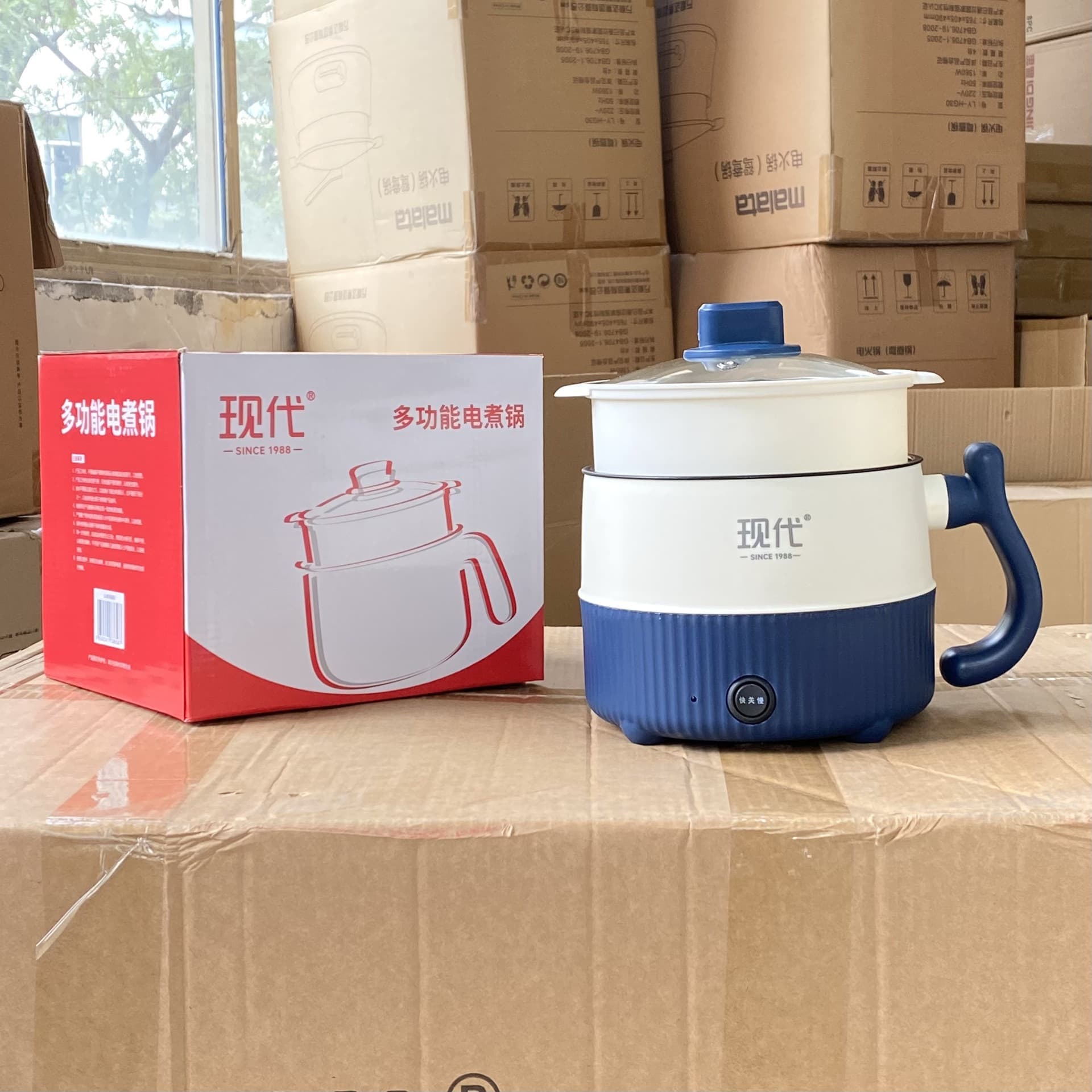 Non-Stick Electric Cooker Multi-Function Electric Hot Pot Household Appliance Mini Student Dormitory Hot Pot Small Electric Pot Electric Frying Pan