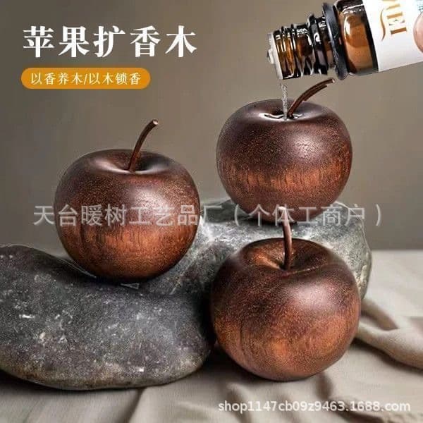 New Cross-Border Hot Seller In Stock Solid Wood Apple Diffuser Wood Ornament Peace Indoor Car Aromatherapy