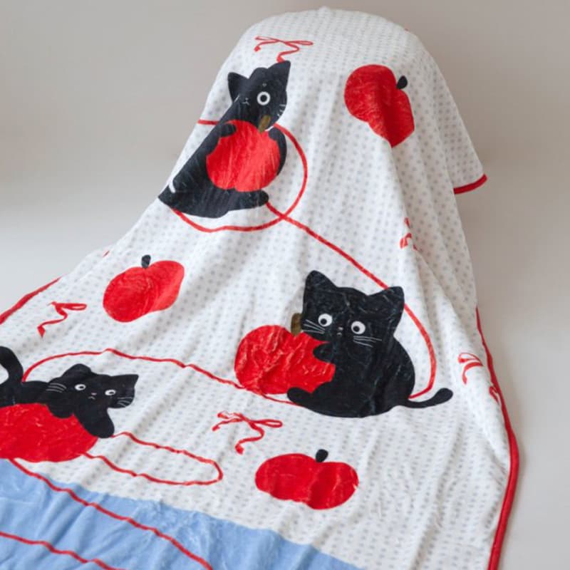 350gsm Flannel Portable Storage Blanket Student Girly Style Cute Nap Blanket Minimalist Style Lightweight Blanket