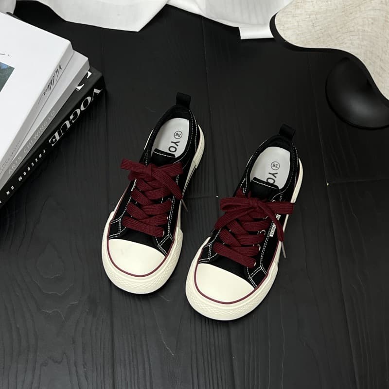 2025 Spring/Summer New Breathable Thick-Soled Canvas Shoes Women Korean Style Fashion Trendy Versatile White Sneakers Niche Slip-Ons