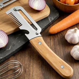 3-in-1 Multifunctional Wood Peeler, Kitchen Stainless Steel Scallion Shredder, Thickened Fruit and Vegetable Peeler