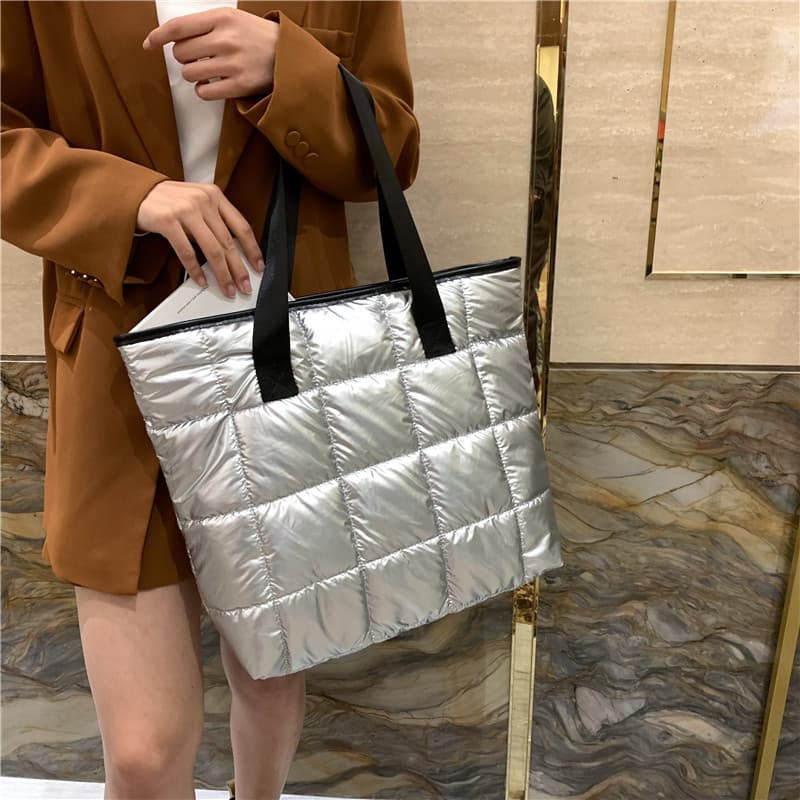 Korean Style Lightweight Large Women's Fashion Cotton Jacket Tote Bag 2023 High Capacity Single Shoulder Commuter Bag